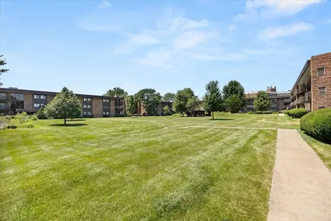 1504 Woodbridge Road Joliet IL 60436