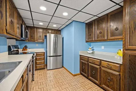 1504 Woodbridge Road Joliet IL 60436