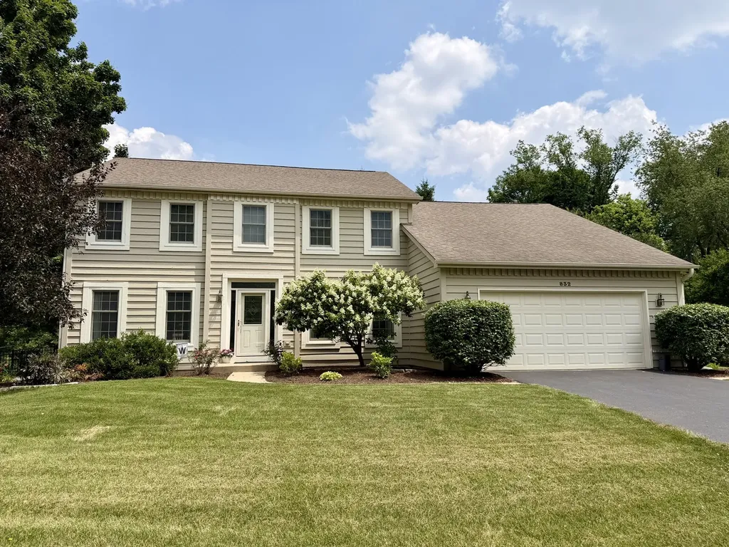 832 Wexford Court Naperville IL 60540