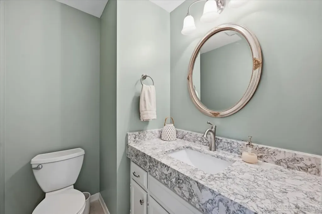 832 Wexford Court Naperville IL 60540
