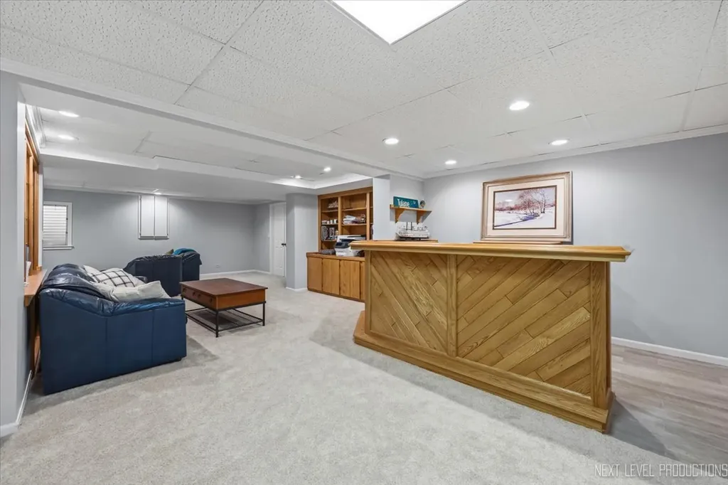 832 Wexford Court Naperville IL 60540