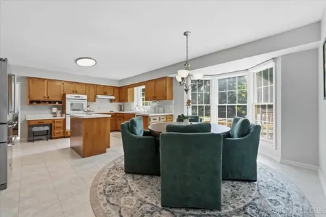 832 Wexford Court Naperville IL 60540
