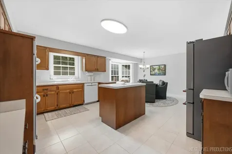 832 Wexford Court Naperville IL 60540