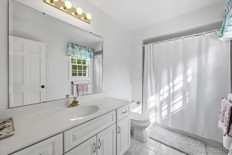 832 Wexford Court Naperville IL 60540