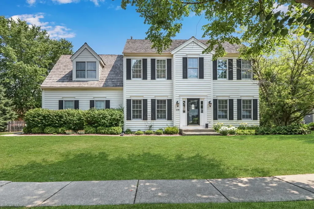4338 New Haven Avenue Gurnee IL 60031