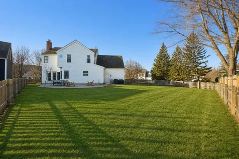 4338 New Haven Avenue Gurnee IL 60031