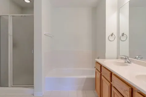 1002 Kensington Drive Northbrook IL 60062