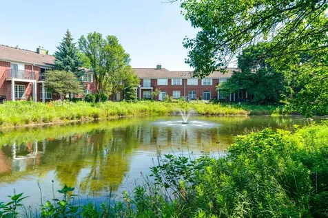 1002 Kensington Drive Northbrook IL 60062