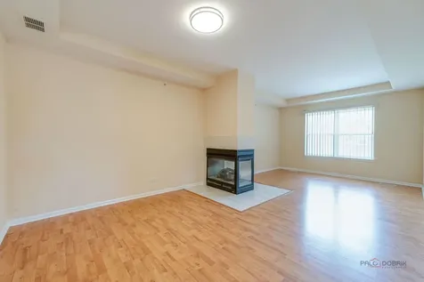 1002 Kensington Drive Northbrook IL 60062