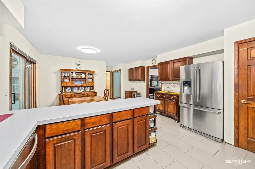 1803 River Ridge Circle Naperville IL 60565