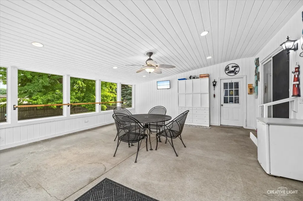 1803 River Ridge Circle Naperville IL 60565