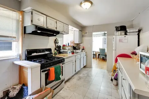 6018 North Campbell Avenue Chicago IL 60659