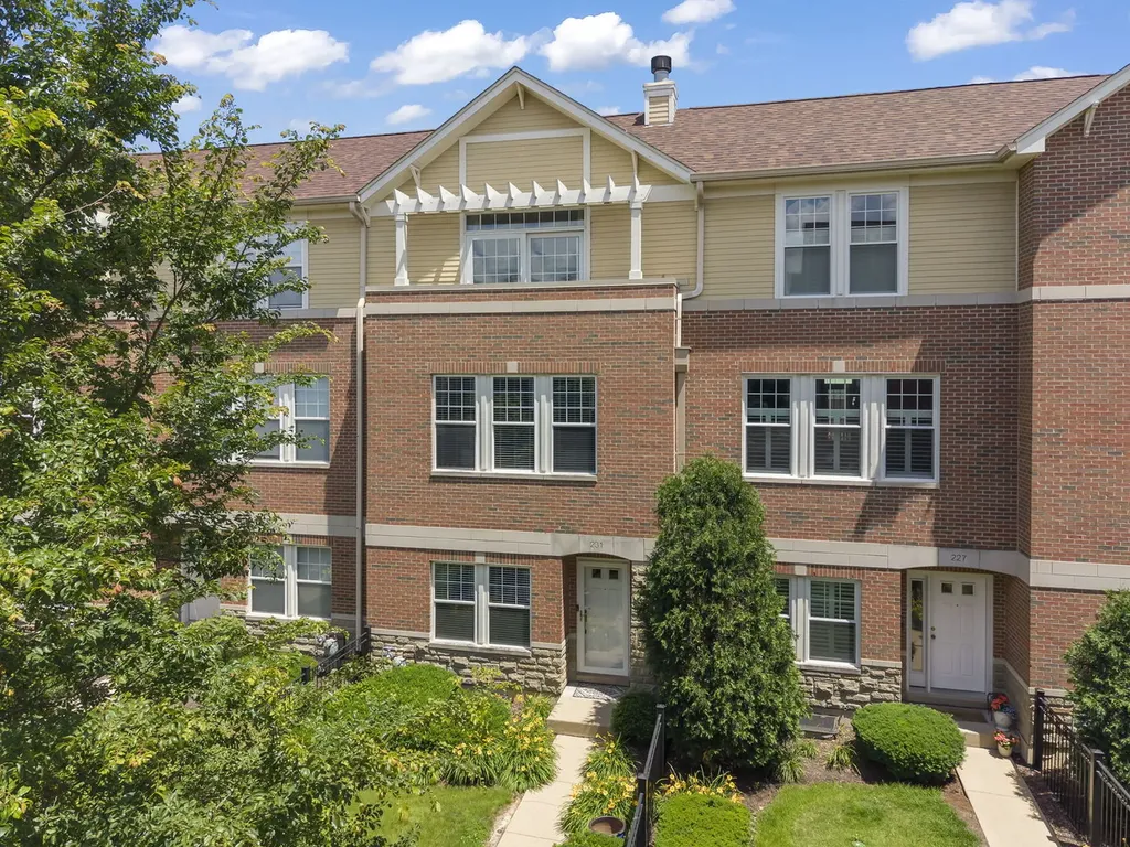 231 North West Street Wheaton IL 60187