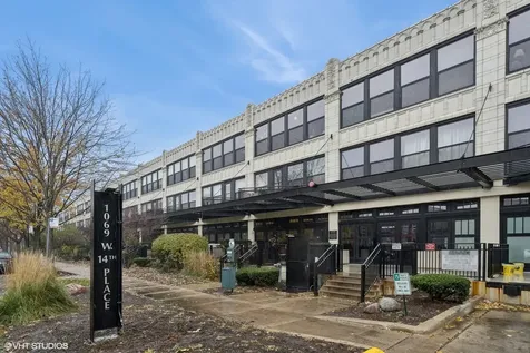 1069 West 14th Place Chicago IL 60608