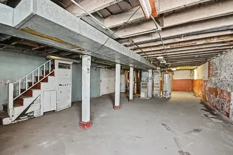 6621 South Oakley Avenue Chicago IL 60636