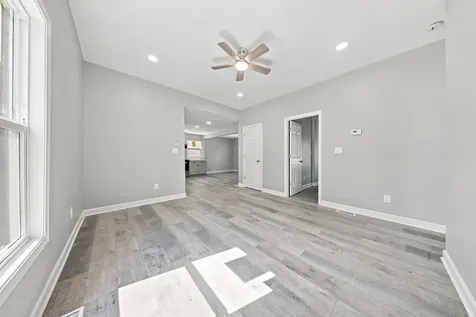 1005 1/2 Little Lundy Street Streator IL 61364