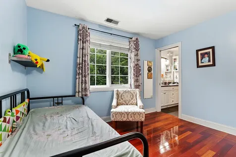 10981 Pioneer Trail Frankfort IL 60423