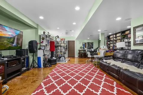 10981 Pioneer Trail Frankfort IL 60423