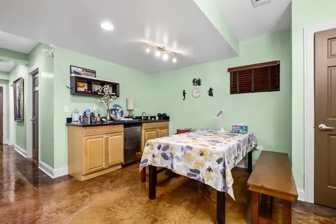 10981 Pioneer Trail Frankfort IL 60423