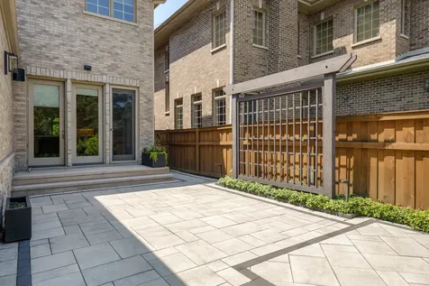7739 Kenton Avenue Skokie IL 60076