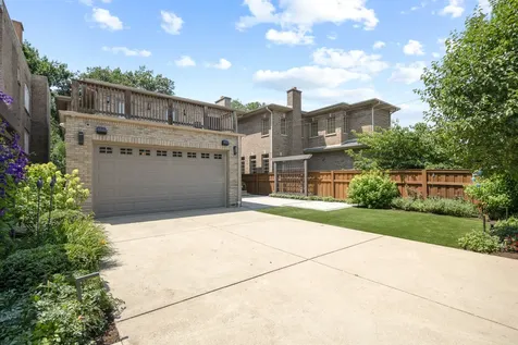 7739 Kenton Avenue Skokie IL 60076