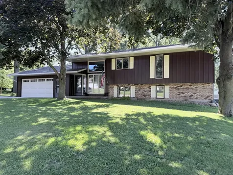 64 South Bunker Hill Road German Valley IL 61039