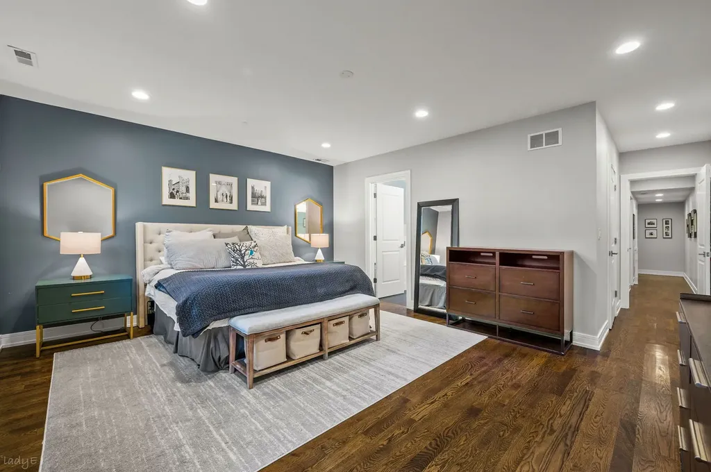 1523 North Fairfield Avenue Chicago IL 60622