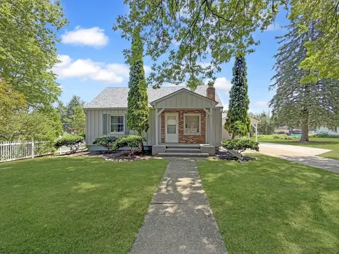 309 South Linn Street Shannon IL 61078