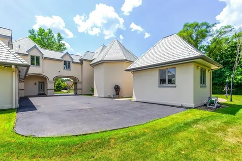 1130 Gavin Court Lake Forest IL 60045