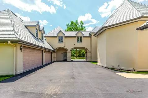 1130 Gavin Court Lake Forest IL 60045
