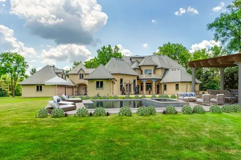 1130 Gavin Court Lake Forest IL 60045