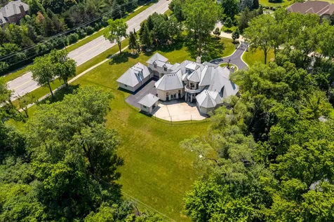 1130 Gavin Court Lake Forest IL 60045