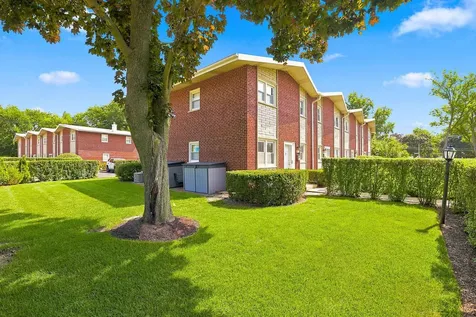 630 Hibbard Road Wilmette IL 60091