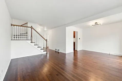 630 Hibbard Road Wilmette IL 60091