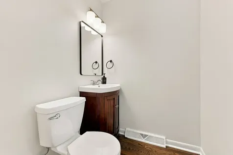 630 Hibbard Road Wilmette IL 60091