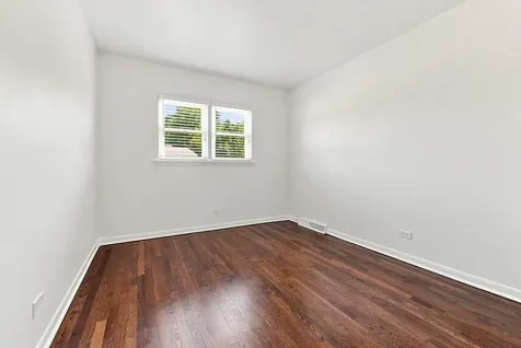 630 Hibbard Road Wilmette IL 60091