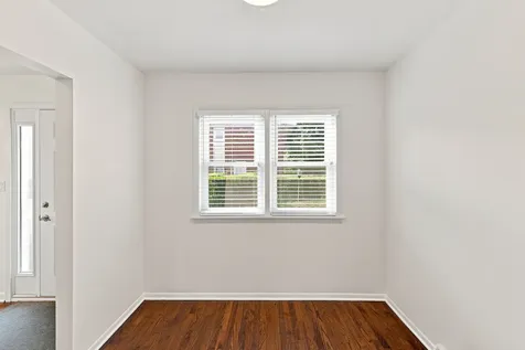 630 Hibbard Road Wilmette IL 60091
