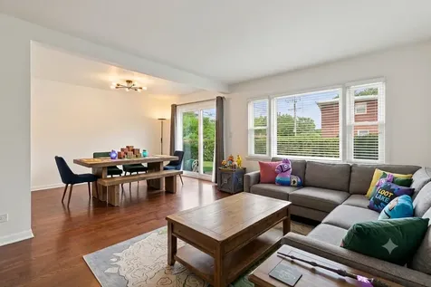 630 Hibbard Road Wilmette IL 60091