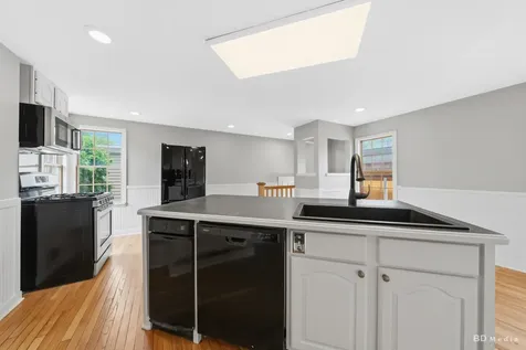 10428 South Springfield Avenue Chicago IL 60655