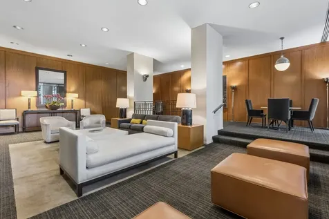 2626 North Lakeview Avenue Chicago IL 60614