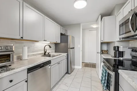 2626 North Lakeview Avenue Chicago IL 60614