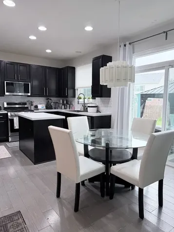 1855 Great Plains Way Bolingbrook IL 60490