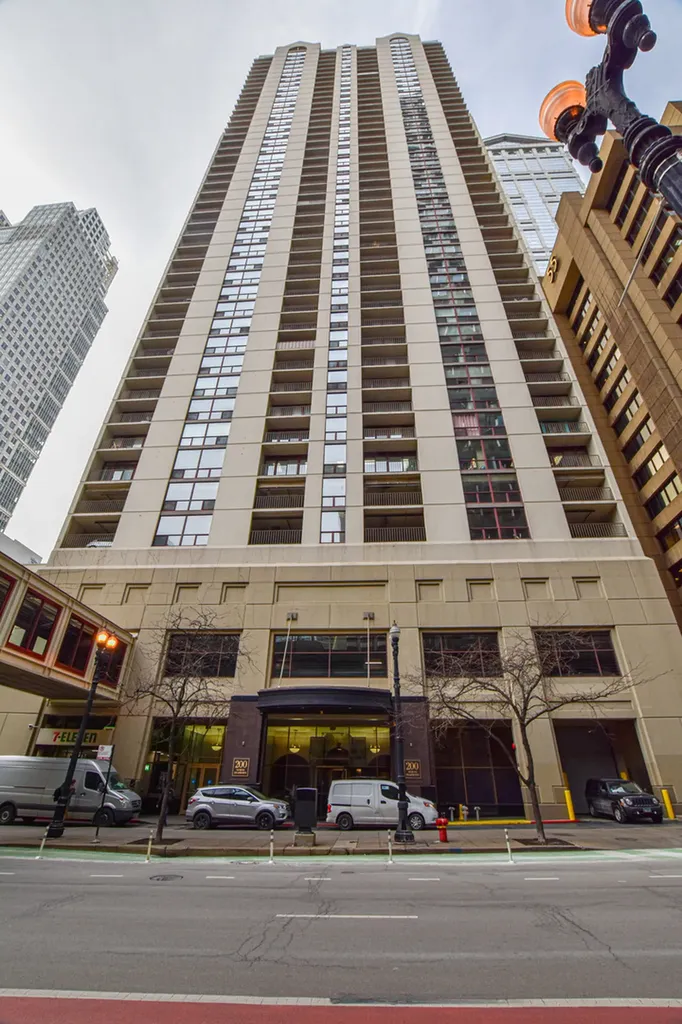 200 North Dearborn Street Chicago IL 60601