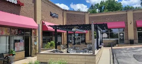 1762 North Milwaukee Avenue Libertyville IL 60048
