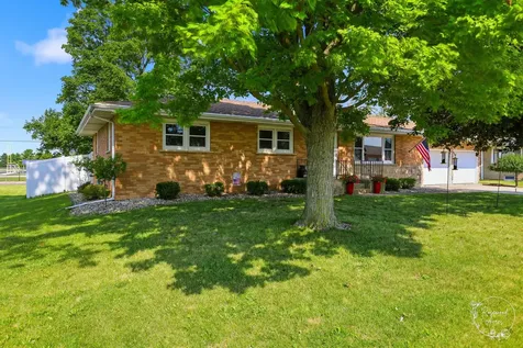 605 North Elm Street Herscher IL 60941