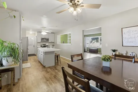 605 North Elm Street Herscher IL 60941