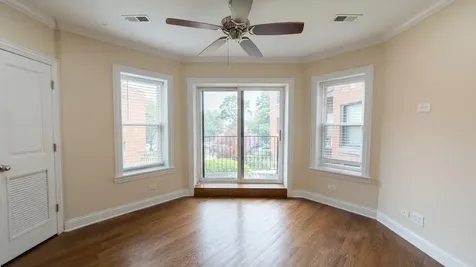 4018 North Central Park Avenue Chicago IL 60618