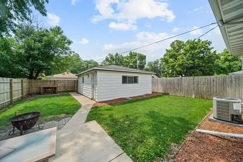 201 South Reedwood Drive Joliet IL 60436
