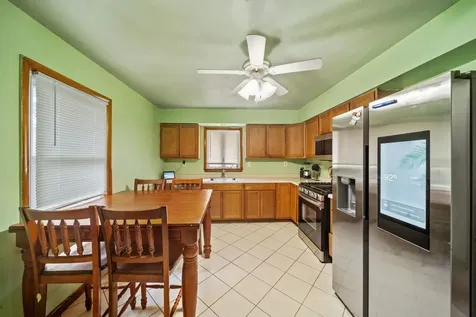 201 South Reedwood Drive Joliet IL 60436