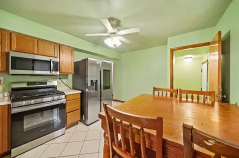 201 South Reedwood Drive Joliet IL 60436